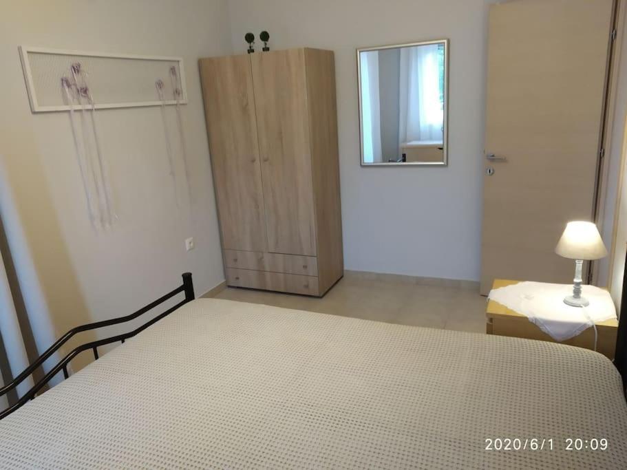 Ferienwohnung Anadora 2: Hospitable Stone House With Yard Alexandroupoli Exterior foto