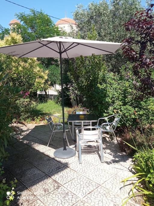 Ferienwohnung Anadora 2: Hospitable Stone House With Yard Alexandroupoli Exterior foto